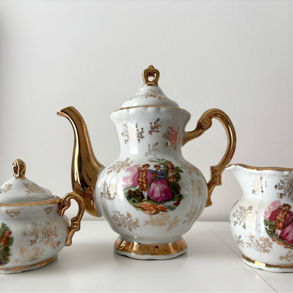 Vintage 1960s Royal Crown Arnart Creation Tea Pot, Creamer, Sugar bowl